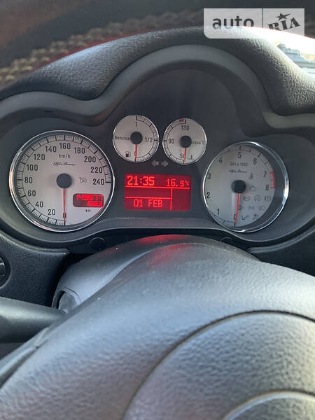 Купе Alfa Romeo GT 2008 в Львове