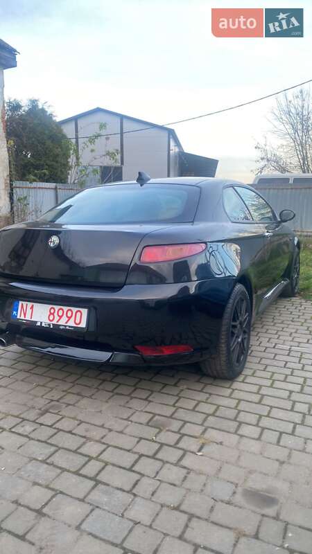 Купе Alfa Romeo GT 2004 в Владимире
