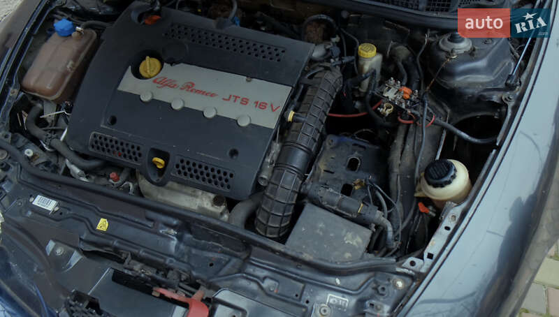 Купе Alfa Romeo GT 2006 в Смілі