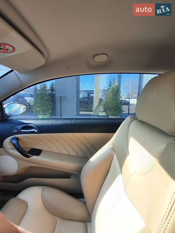 Купе Alfa Romeo GT 2006 в Києві