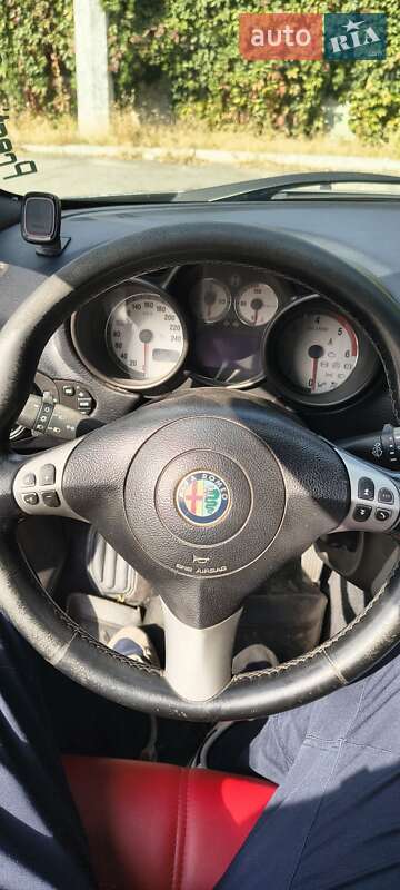 Купе Alfa Romeo GT 2004 в Днепре