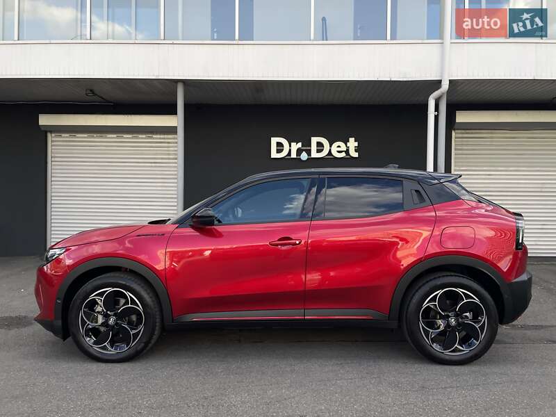 Внедорожник / Кроссовер Alfa Romeo Junior 2024 в Киеве фото 27 Внедорожник / Кроссовер Alfa Romeo Junior 2024 в Киеве