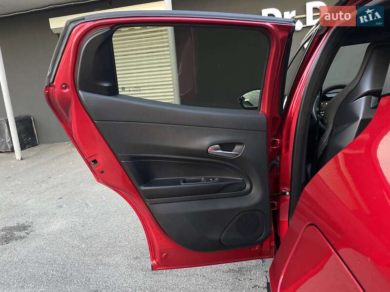 Внедорожник / Кроссовер Alfa Romeo Junior 2024 в Киеве фото 43 Внедорожник / Кроссовер Alfa Romeo Junior 2024 в Киеве