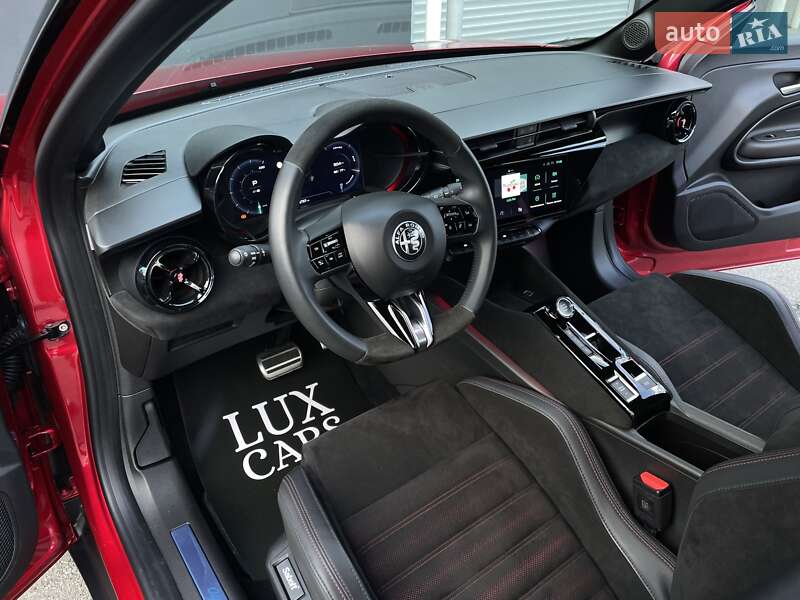 Внедорожник / Кроссовер Alfa Romeo Junior 2024 в Киеве фото 50 Внедорожник / Кроссовер Alfa Romeo Junior 2024 в Киеве