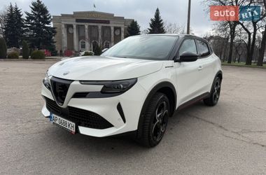 Позашляховик / Кросовер Alfa Romeo Junior 2025 в Запоріжжі