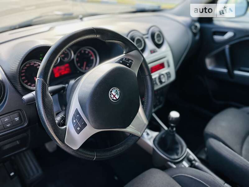 Хэтчбек Alfa Romeo MiTo 2012 в Киеве