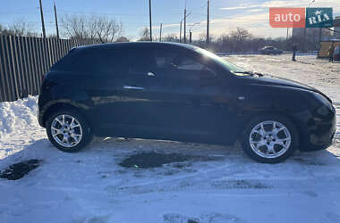 Хетчбек Alfa Romeo MiTo 2010 в 