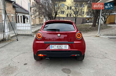 Хэтчбек Alfa Romeo MiTo 2011 в 