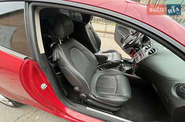 Хэтчбек Alfa Romeo MiTo 2011 в 