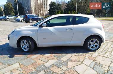 Хэтчбек Alfa Romeo MiTo 2011 в 