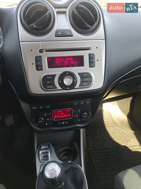 Хетчбек Alfa Romeo MiTo 2011 в Кременчуці