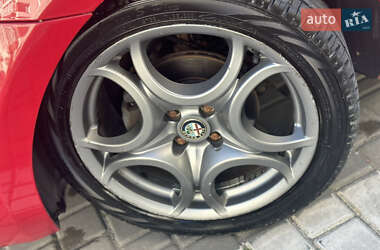 Хетчбек Alfa Romeo MiTo 2012 в 