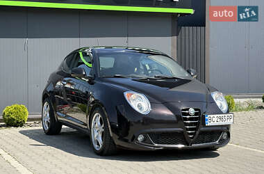 Хэтчбек Alfa Romeo MiTo 2012 в 
