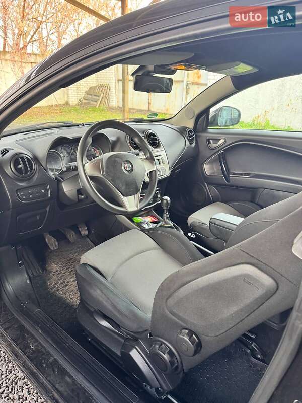 Хэтчбек Alfa Romeo MiTo 2009 в Кременчуге фото 6 Хэтчбек Alfa Romeo MiTo 2009 в Кременчуге