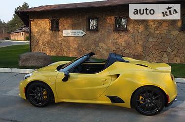 Купе Alfa Romeo Spider 2016 в Киеве