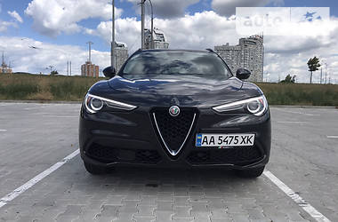 Внедорожник / Кроссовер Alfa Romeo Stelvio 2017 в Киеве