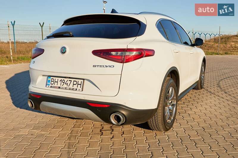 Внедорожник / Кроссовер Alfa Romeo Stelvio 2018 в Одессе