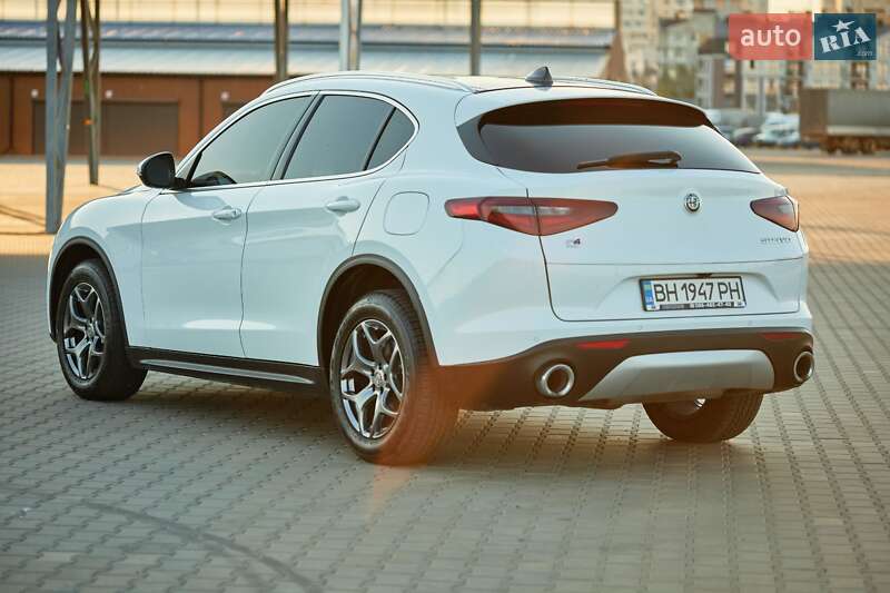 Внедорожник / Кроссовер Alfa Romeo Stelvio 2018 в Одессе