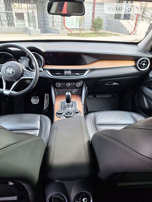 Внедорожник / Кроссовер Alfa Romeo Stelvio 2018 в Черновцах