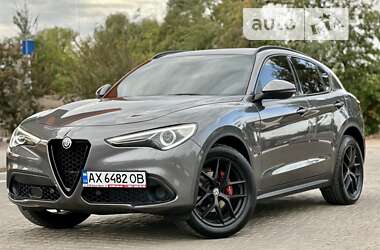 Позашляховик / Кросовер Alfa Romeo Stelvio 2017 в Кривому Розі