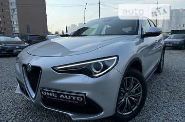 Позашляховик / Кросовер Alfa Romeo Stelvio 2019 в Києві