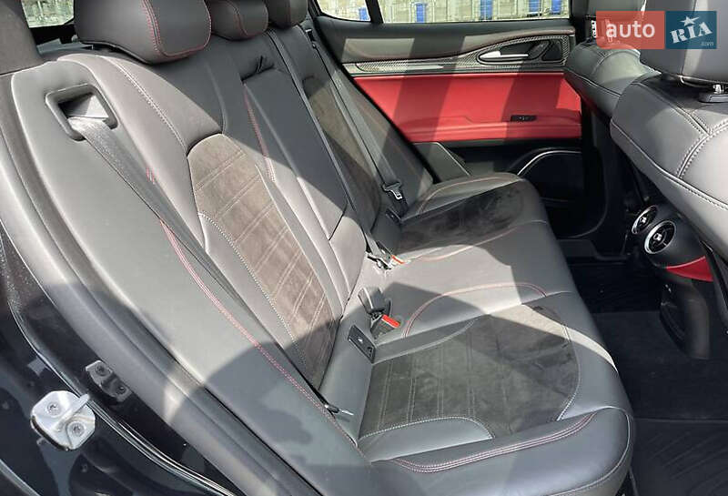 Позашляховик / Кросовер Alfa Romeo Stelvio 2018 в Львові