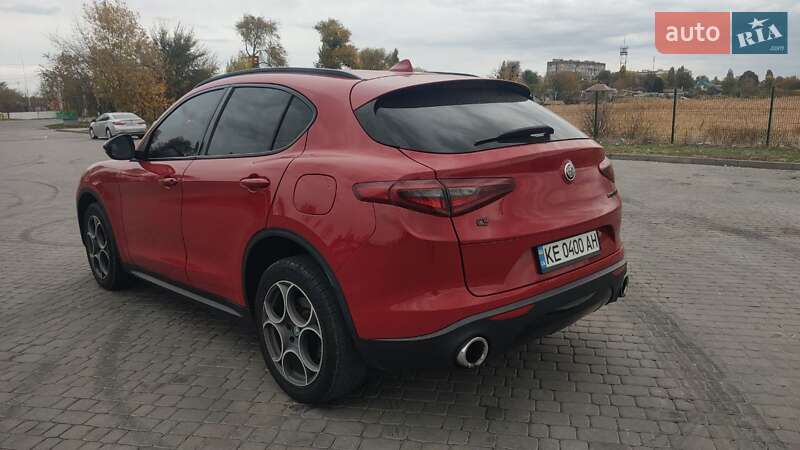 Позашляховик / Кросовер Alfa Romeo Stelvio 2017 в Дніпрі