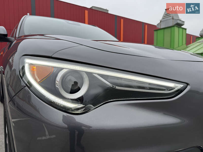 Позашляховик / Кросовер Alfa Romeo Stelvio 2021 в Києві