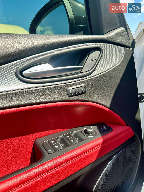 Позашляховик / Кросовер Alfa Romeo Stelvio 2021 в Львові