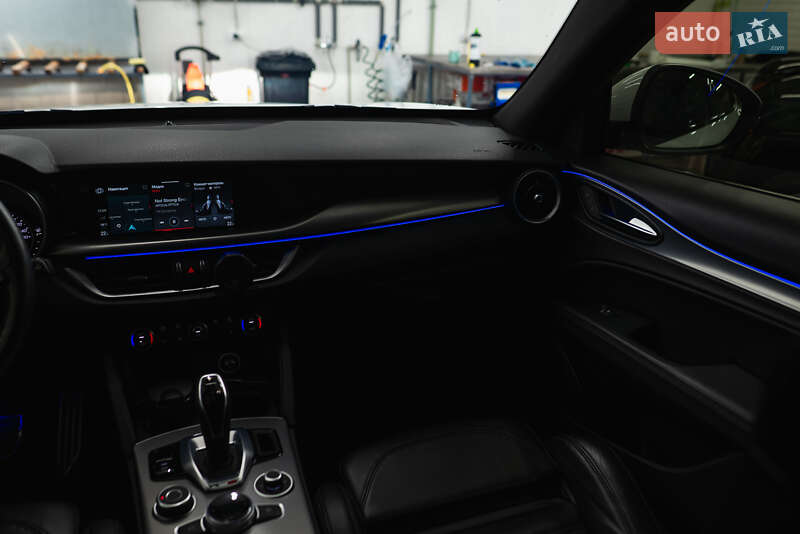 Внедорожник / Кроссовер Alfa Romeo Stelvio 2021 в Днепре