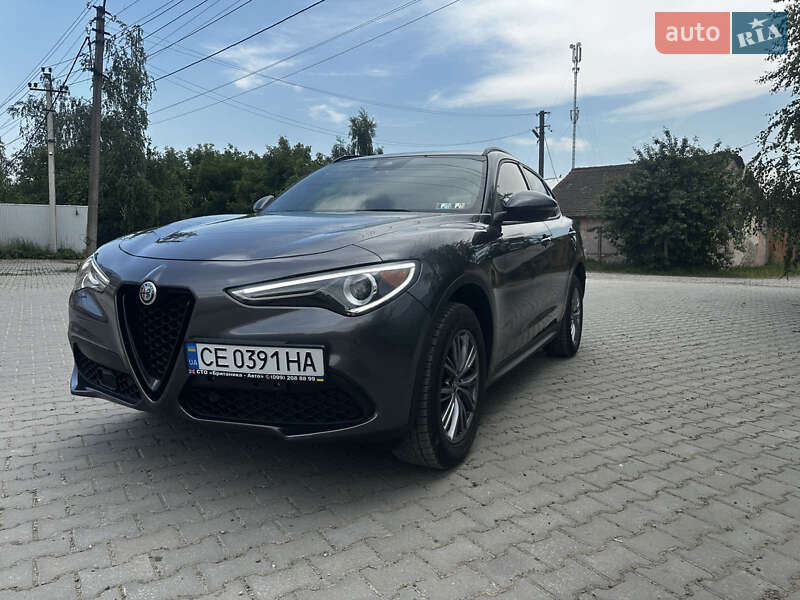 Alfa Romeo Stelvio 2021