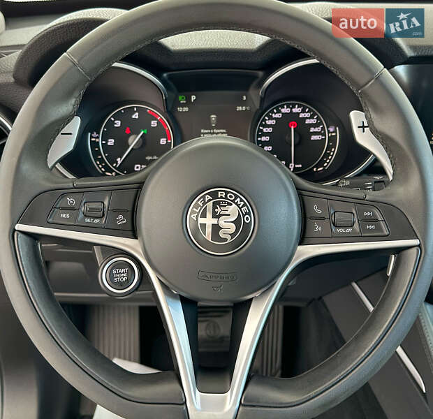 Позашляховик / Кросовер Alfa Romeo Stelvio 2017 в Львові