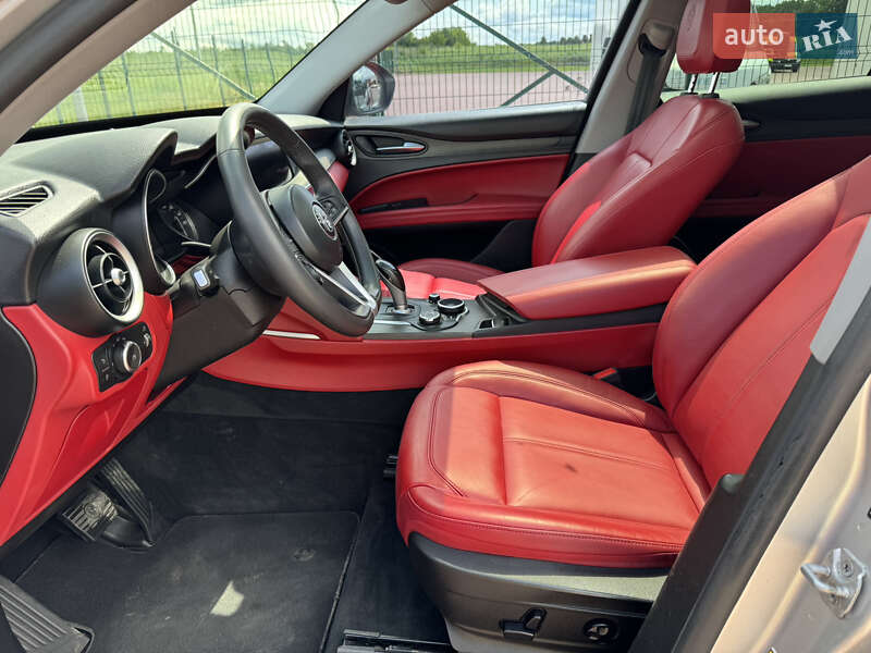 Внедорожник / Кроссовер Alfa Romeo Stelvio 2018 в Ровно фото 22 Внедорожник / Кроссовер Alfa Romeo Stelvio 2018 в Ровно