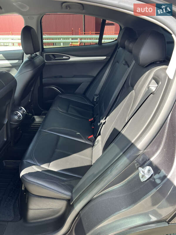 Внедорожник / Кроссовер Alfa Romeo Stelvio 2017 в Львове фото 16 Внедорожник / Кроссовер Alfa Romeo Stelvio 2017 в Львове