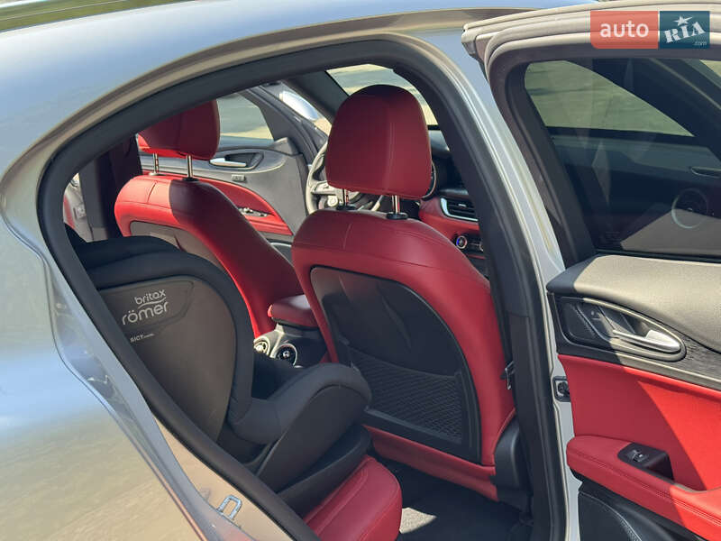 Внедорожник / Кроссовер Alfa Romeo Stelvio 2021 в Киеве