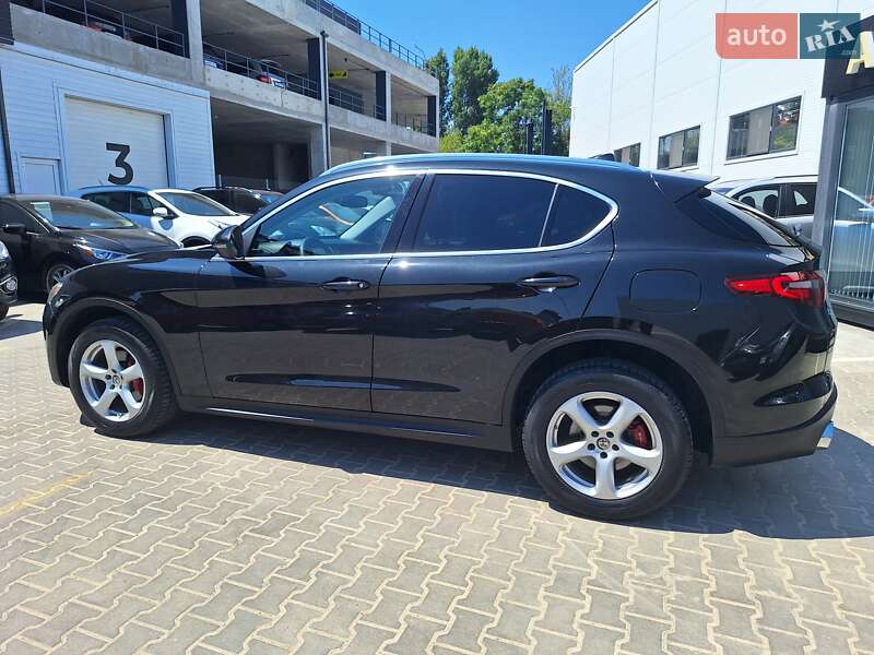 Внедорожник / Кроссовер Alfa Romeo Stelvio 2017 в Одессе