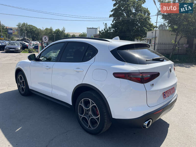 Позашляховик / Кросовер Alfa Romeo Stelvio 2017 в Полтаві