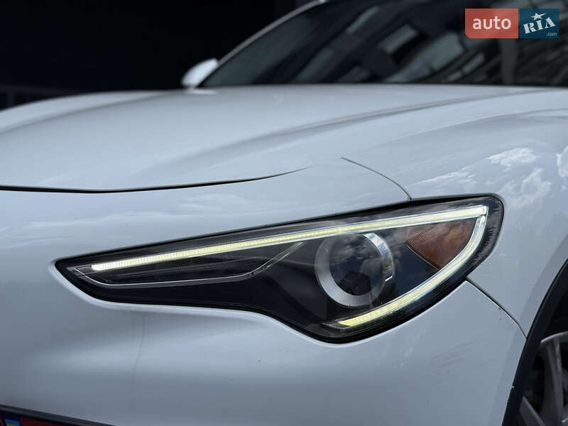 Внедорожник / Кроссовер Alfa Romeo Stelvio 2017 в Львове