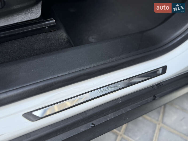 Внедорожник / Кроссовер Alfa Romeo Stelvio 2017 в Львове