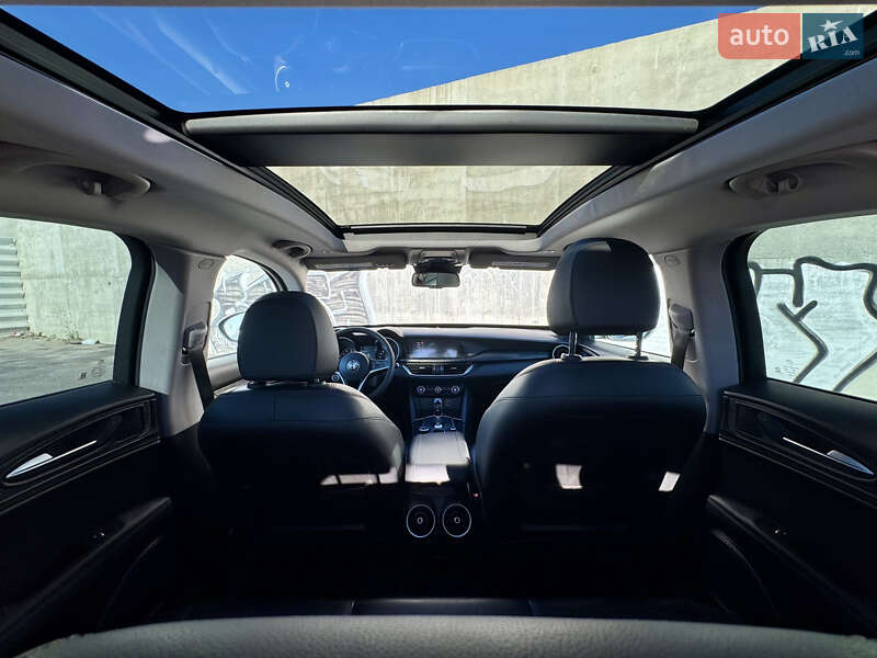 Внедорожник / Кроссовер Alfa Romeo Stelvio 2018 в Львове фото 45 Внедорожник / Кроссовер Alfa Romeo Stelvio 2018 в Львове