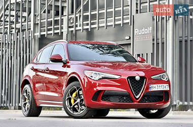 Внедорожник / Кроссовер Alfa Romeo Stelvio 2018 в Киеве