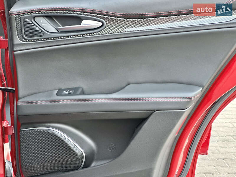 Позашляховик / Кросовер Alfa Romeo Stelvio 2018 в Києві