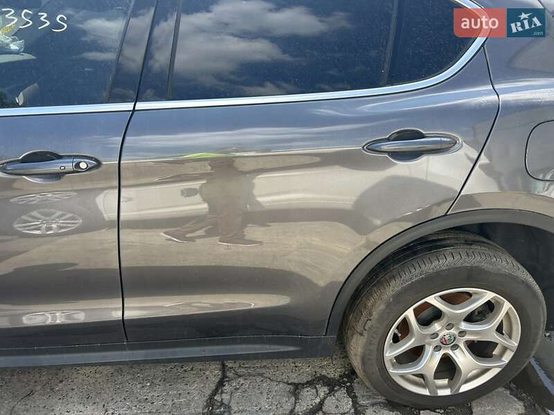 Внедорожник / Кроссовер Alfa Romeo Stelvio 2020 в Ровно фото 4 Внедорожник / Кроссовер Alfa Romeo Stelvio 2020 в Ровно