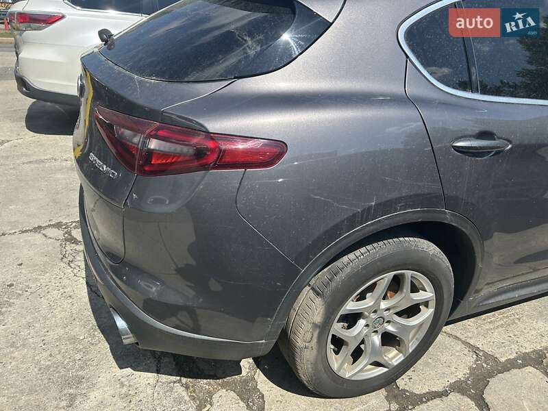 Внедорожник / Кроссовер Alfa Romeo Stelvio 2020 в Ровно фото 17 Внедорожник / Кроссовер Alfa Romeo Stelvio 2020 в Ровно