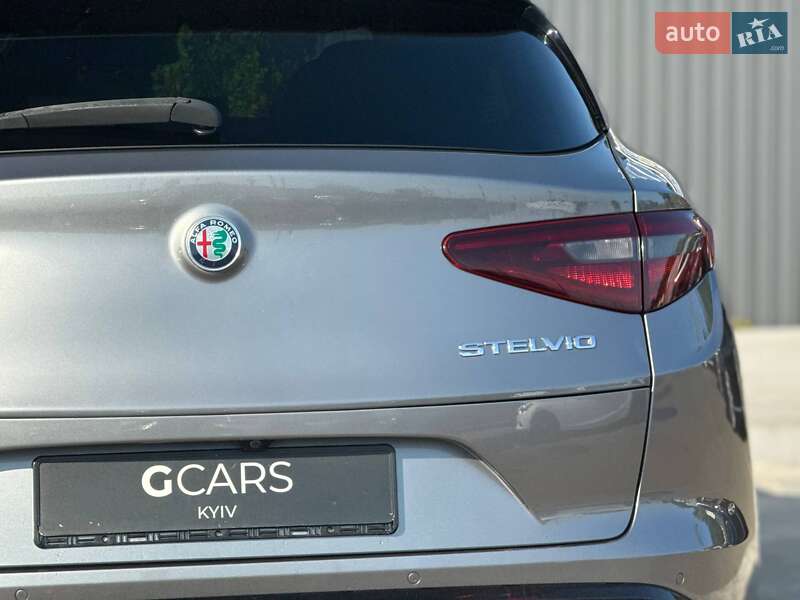 Внедорожник / Кроссовер Alfa Romeo Stelvio 2018 в Киеве фото 13 Внедорожник / Кроссовер Alfa Romeo Stelvio 2018 в Киеве