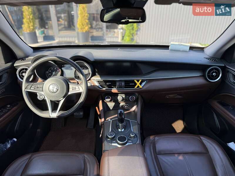 Внедорожник / Кроссовер Alfa Romeo Stelvio 2018 в Киеве фото 20 Внедорожник / Кроссовер Alfa Romeo Stelvio 2018 в Киеве