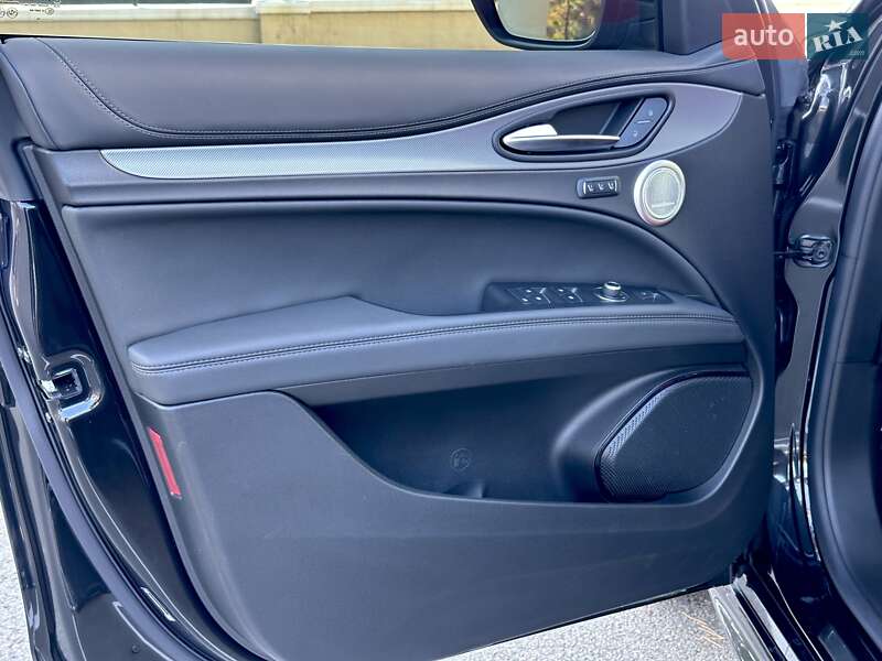 Внедорожник / Кроссовер Alfa Romeo Stelvio 2023 в Киеве