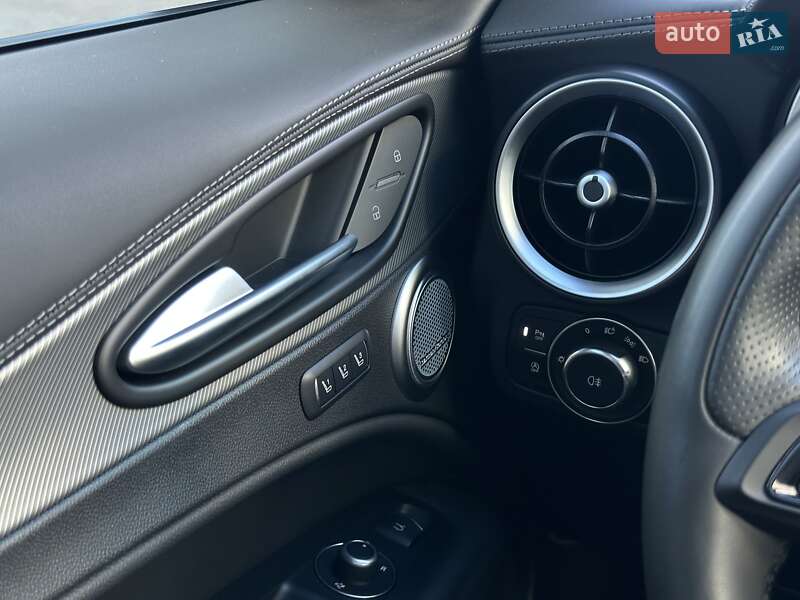 Внедорожник / Кроссовер Alfa Romeo Stelvio 2023 в Киеве