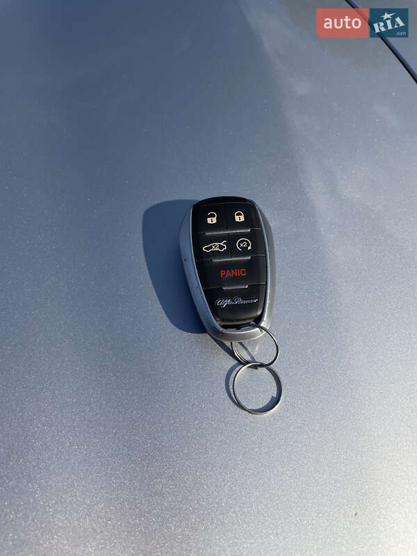 Внедорожник / Кроссовер Alfa Romeo Stelvio 2020 в Киеве