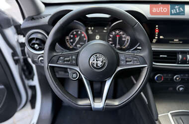 Внедорожник / Кроссовер Alfa Romeo Stelvio 2017 в 